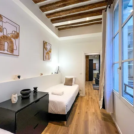 67 - Amazing Parisian Flat 아파트