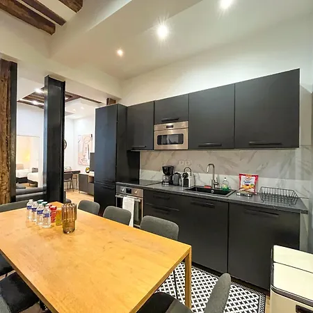 67 - Amazing Parisian Flat *