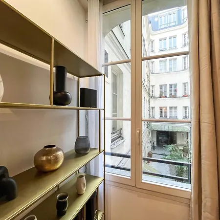 67 - Amazing Parisian Flat Daire