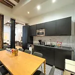 67 - Amazing Parisian Flat *