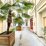 67 - Amazing Parisian Flat Appartement Parijs