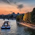 Appartement 67 - Amazing Parisian Flat *