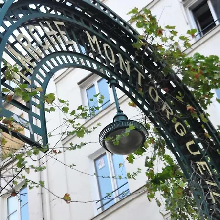 67 - Amazing Parisian Flat Apartment Paris